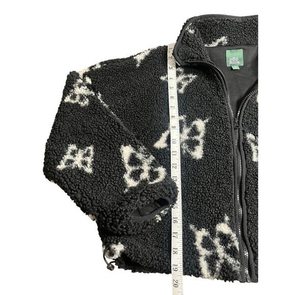 Wild Fable High Neck Long Sleeve Black & White Butterflies Fuzzy Coat Zip Up - Picture 5 of 7